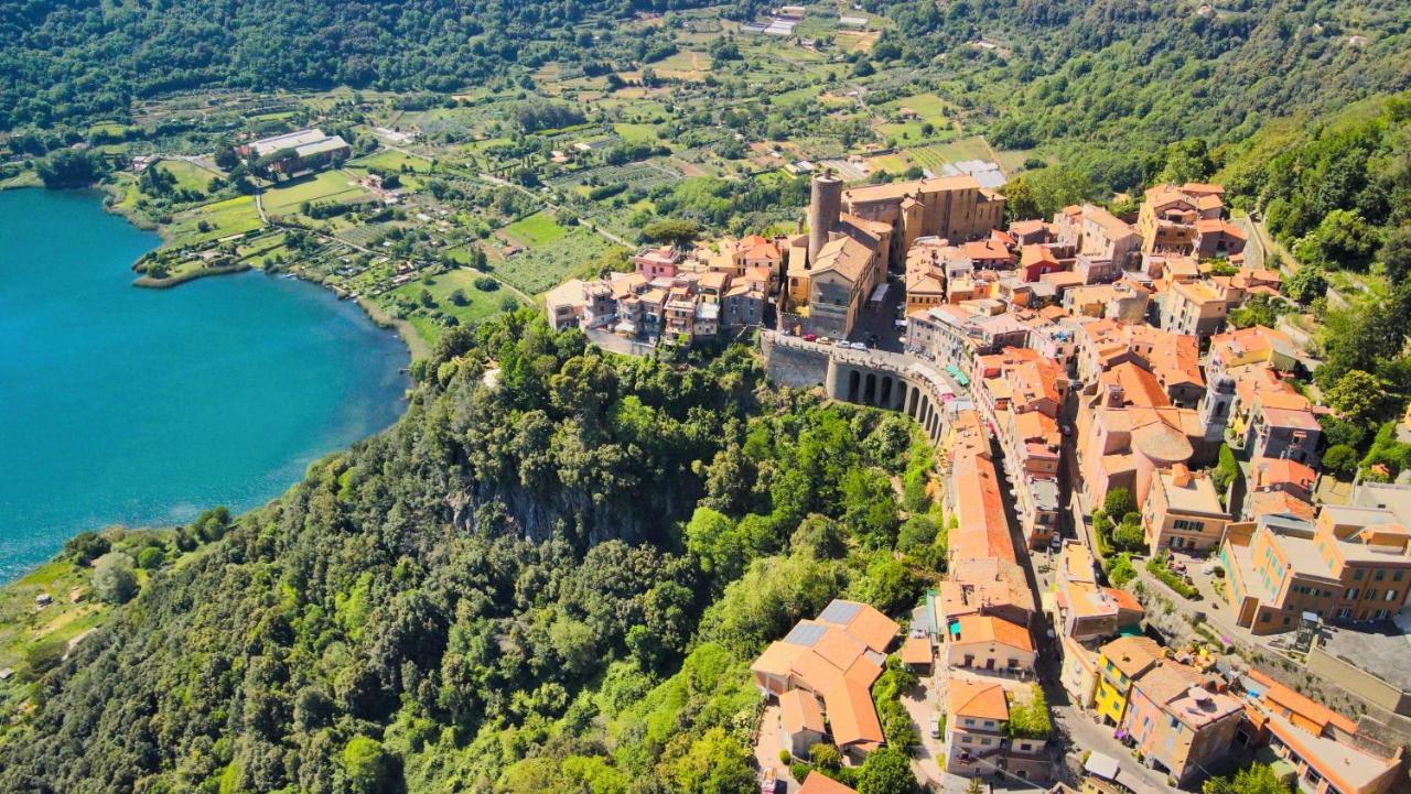 Suite Sul Lago Немі Екстер'єр фото